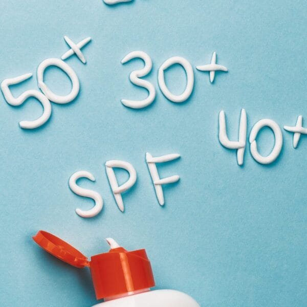 Top 9 cremas con protector solar facial para protegerte todo el año