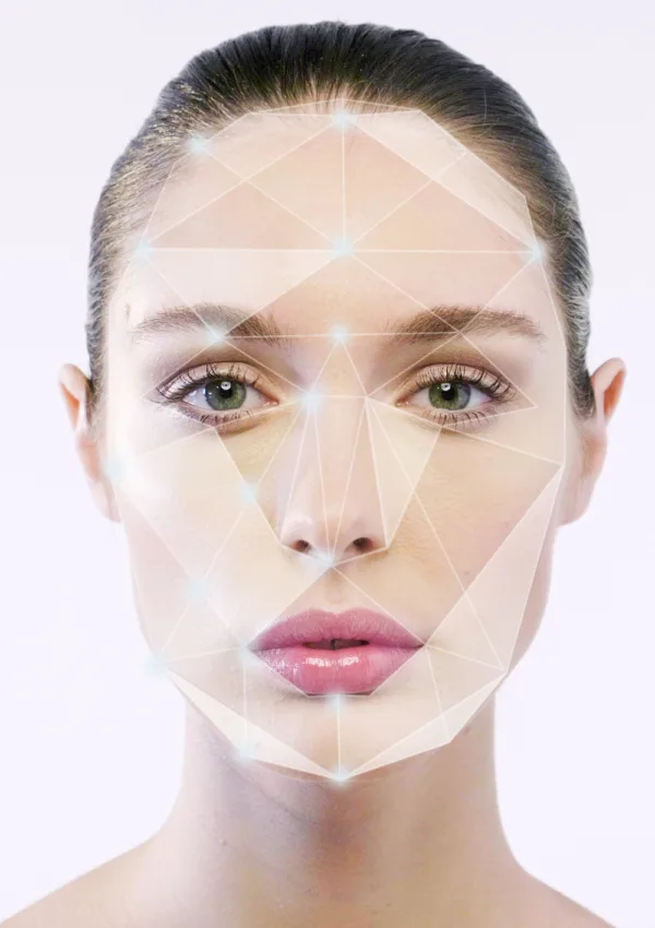 La IA en belleza.Análisis facial mediante inteligencia artificial en la belleza, con patrones geométricos para detección de características y personalización de productos