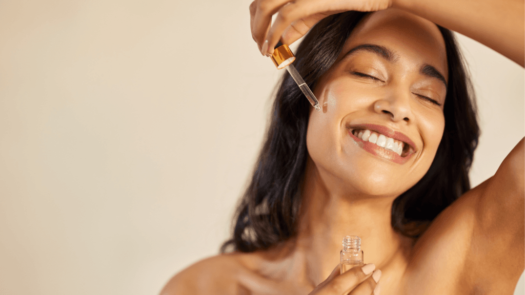 Skin Flooding: Conoce la tendencia de hidratación que revoluciona el skincare 4 Skin Flooding serum | Lo Mejor en Belleza