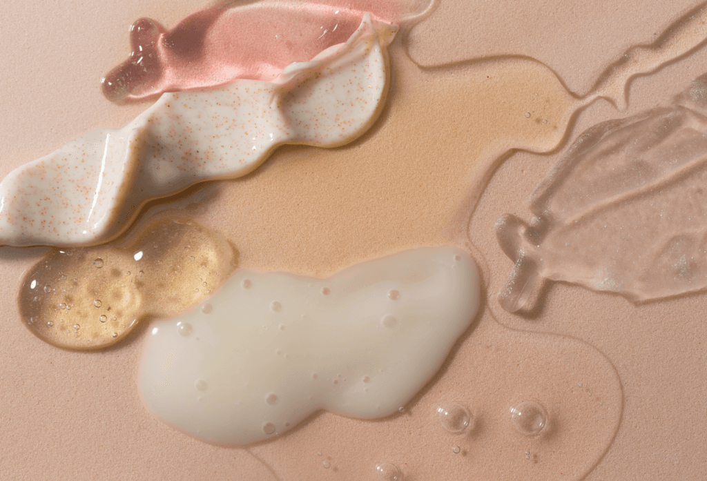 Skin Flooding: Conoce la tendencia de hidratación que revoluciona el skincare 2 Texturas para Skin Flooding | Lo Mejor en Belleza