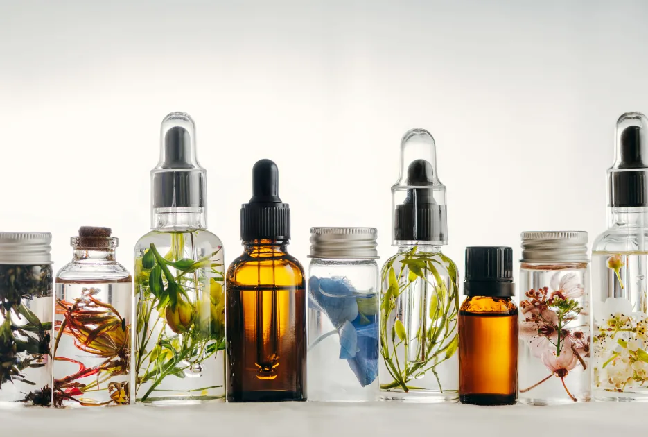 Cómo Incorporar Aceites Faciales en tu Rutina de Cuidado: Guía Completa 1 Aceites faciales para incliur en la rutina | Lo Mejor en Belleza